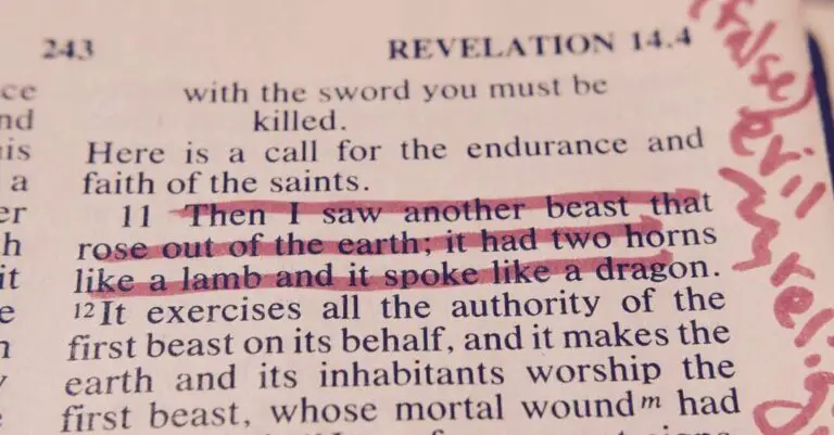 The Biblical Meaning of Behold: Uncovering the Sacred Significance